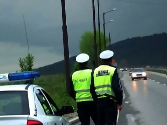 2600 дрогирани шофьори спипани зад волана
