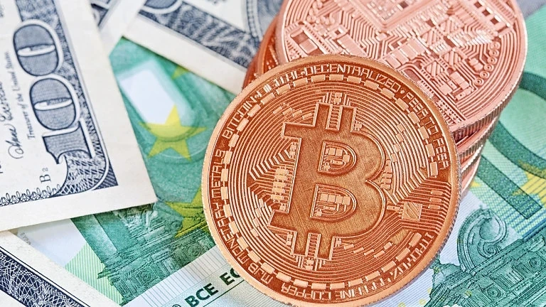 Лош превод направил прокуратурата собственик на 213 519 биткойна