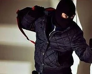 Полицията осуети кражба на 10 хил. лева в столицата