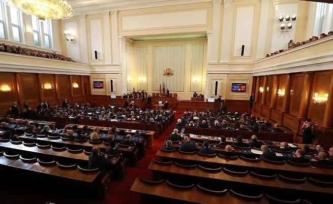 Ветото не мина! Парламентът отхвърли мораториума за нови лекарства