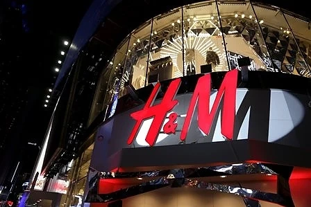 H&M изостава от Zara, ще закрива магазини