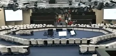 Готов ли е НДК за европредседателството?