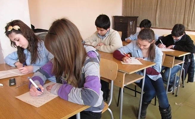  Нови правила за гимназистите