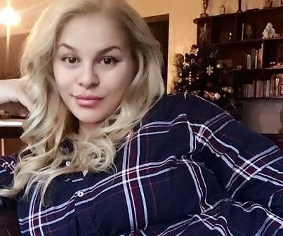 Вижте пухкавата Десислава (СНИМКА)