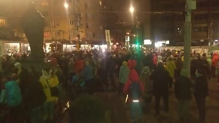 Политически протест блокира центъра на София