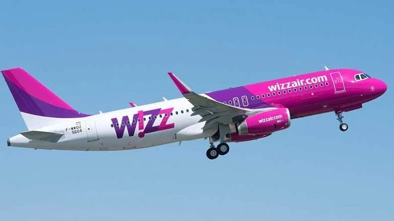 Самолет на Wizz Air кацна аварийно на софийското летище 