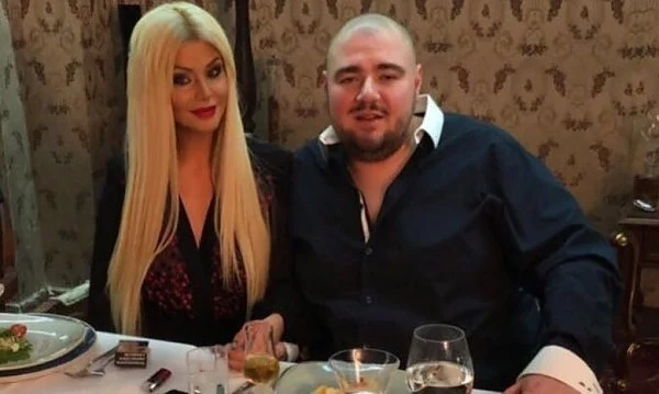 Любовта не угасва! Гущеров и Светлана посрещнаха празниците заедно 