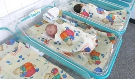 Увеличава се броят на родилки под 18-годишна възраст 