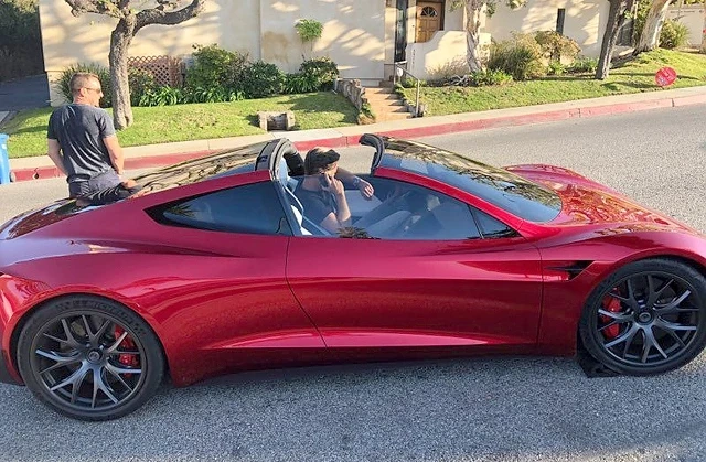  Новият Roadster на Tesla съвсем не е евтин 