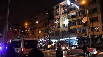 Пожар избухна в апартамент на бул. „Мадрид“ в София