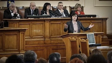 Вотът на недоверие към кабинета ще се гласува в четвъртък
