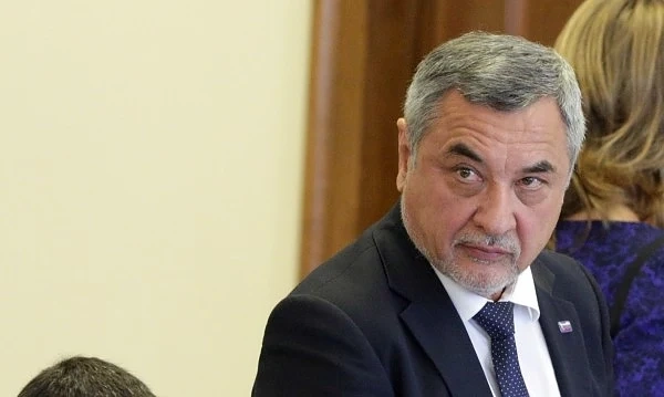 Валери Симеонов: Има пропаст в правителство 