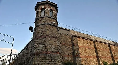 Затворници протестираха срещу директора на Софийския централен затвор 