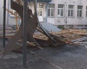 Ураганният вятър нанесе щети в столицата 