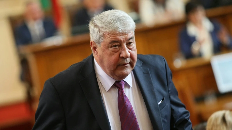 Спас Гърневски от ГЕРБ: Нинова взе \