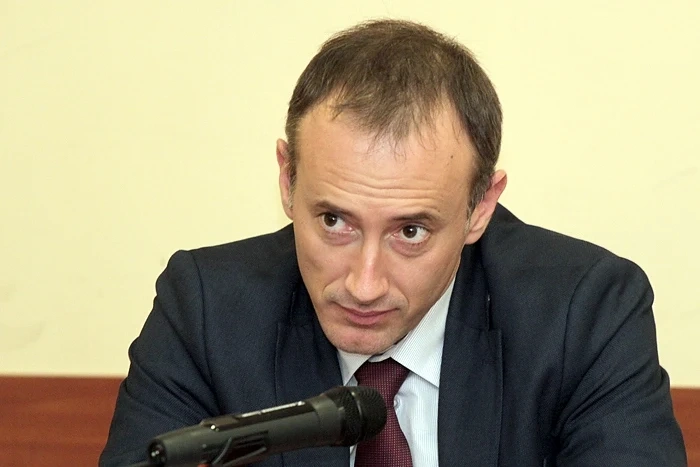 Министърът на образованието: Камерите в детските градини могат да замаскират проблема 
