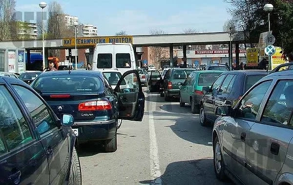 Увеличават таксата за първоначално регистриране на автомобил   
