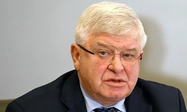 Кирил Ананиев поиска оставката на директора на НЗОК