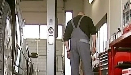Затварят гаражните автоработилници! 