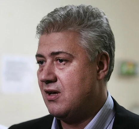Директорите на „Пирогов“ и НКБ може да се разделят с постовете си 