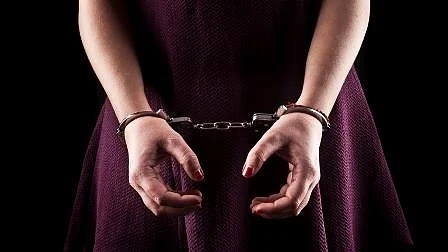 В Сърбия задържаха българка, издирвана от Интерпол за убийство