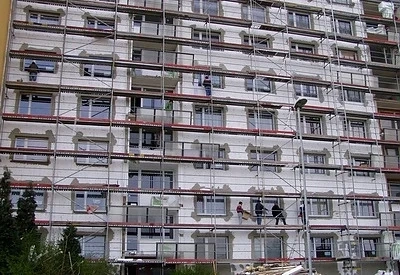 Затягат контрола по програмата за саниране