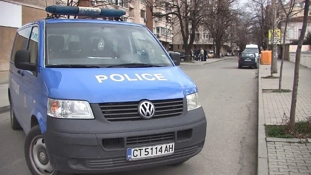 Намериха тротил в кола в Стара Загора