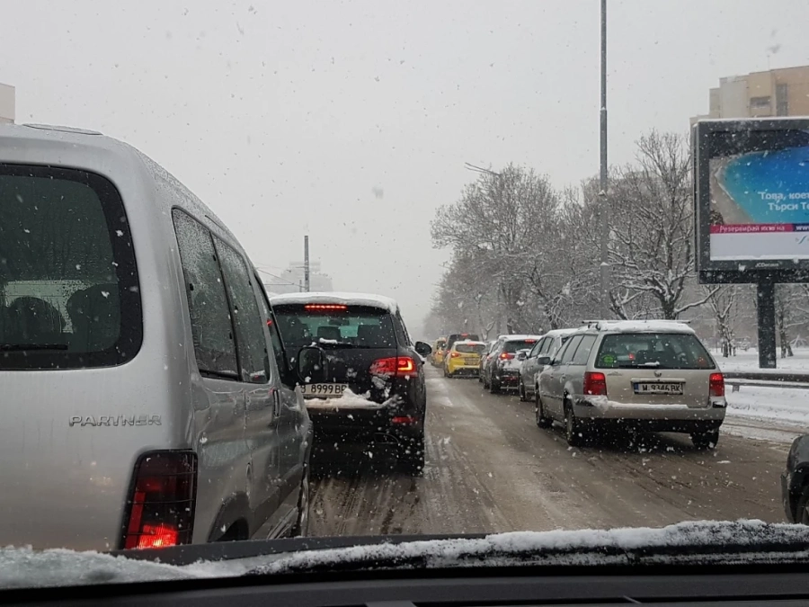 Ужасни задръствания по бул. \