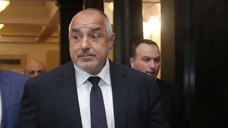 Депутатите искат да изслушат премиера по скандала \