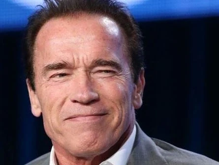 Оперираха по спешност Арнолд Шварценегер