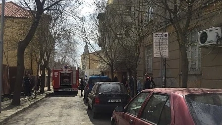 Евакуираха блок в Бургас заради късо съединение