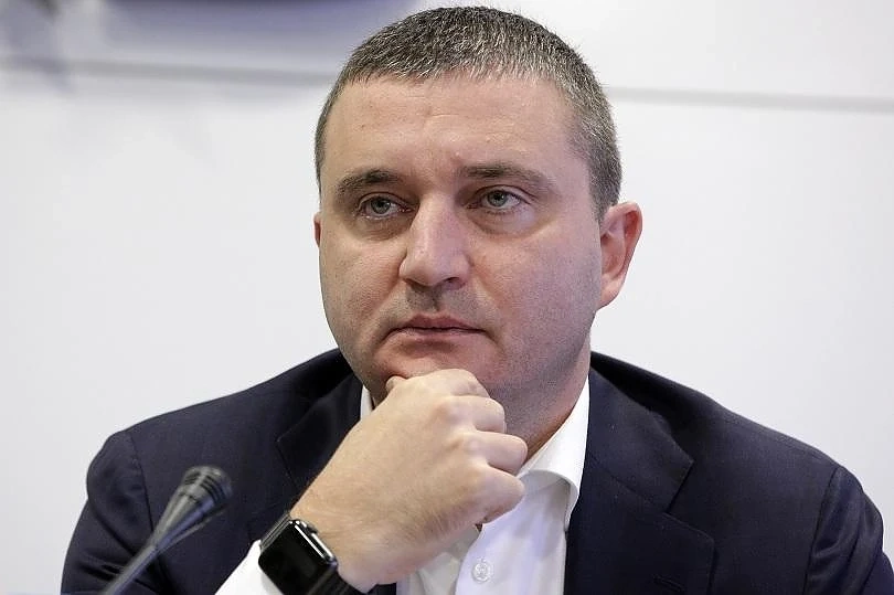 Владислав Горанов: Държавата няма да участва в сделката за ЧЕЗ