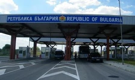 Ръчна обработка на документите на границите