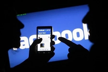 Facebook информира „жертвите“ на скандала със злоупотреба с данни 