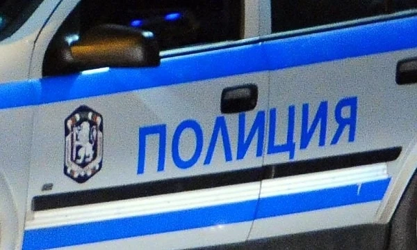 Екшънът в Ловешко: Баща и син стреляли по полицая