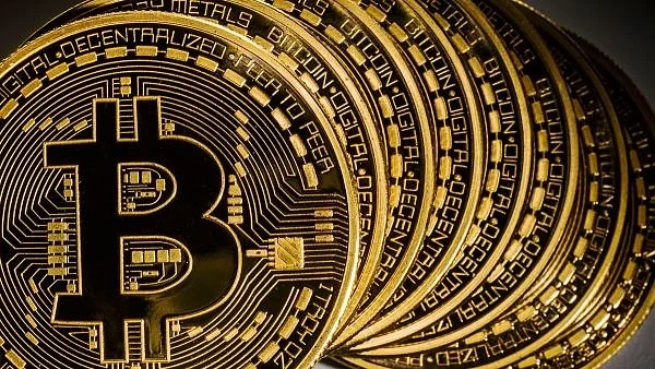Експерт: Биткойн ще достигне 250 хил. долара към 2022 година