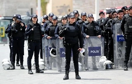 Митинги в Турция: Демокрация, а не извънредно положение (СНИМКИ)