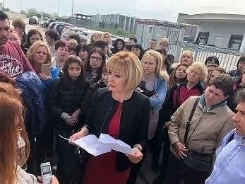 Шивачки оставени без заплати 