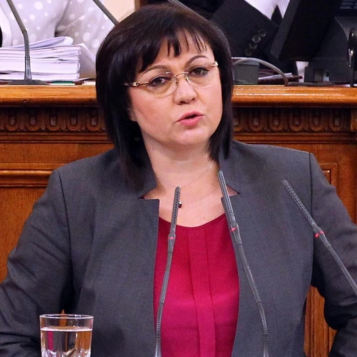 Нинова: Определяме депутатската заплата на 2976 лв. 