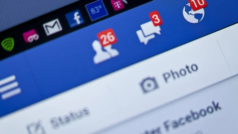 Мъж влиза в затвора за 4 г. заради постове във Facebook