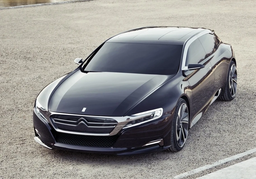 Новият Citroen DS ще мери сили с BMW 5er и Audi A6