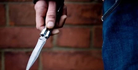 Момче беше намушкано с нож в центъра на София