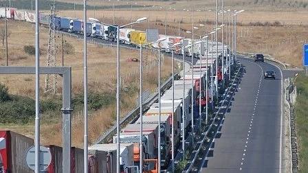 Системата на митниците се срина заради токов удар