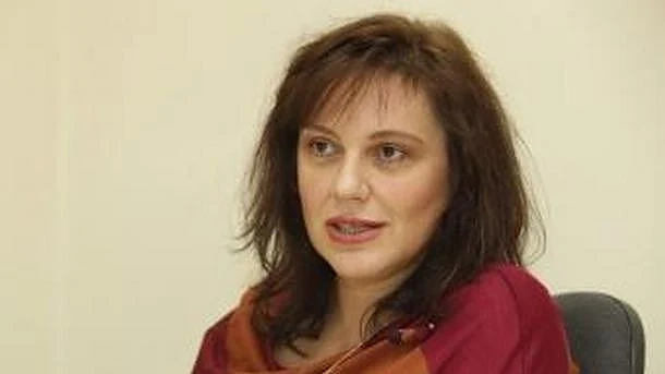 Сменят шефката на психиатричната болница \