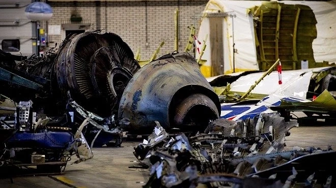  Полет MH17 е свален с ракета от руските военни