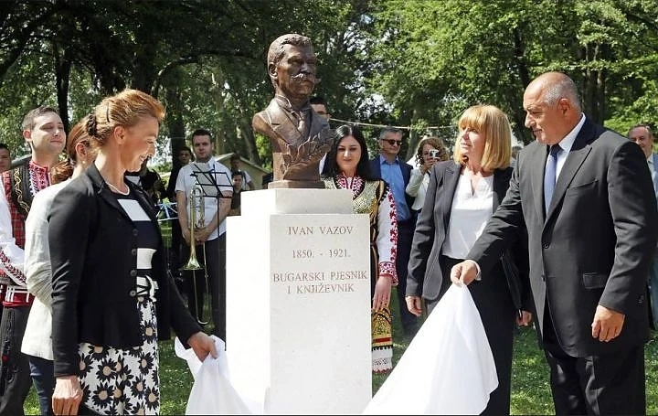 Борисов откри паметник на Иван Вазов в Загреб