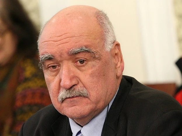 Управителят на НЗОК Камен Плочев е подал оставка