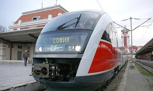 БДЖ подарява безплатно пътуване на децата по случай 1-и юни 