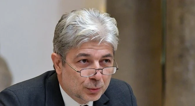 Нено Димов: Поскъпват екотаксите за новорегистрирани автомобили   