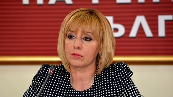 Мая Манолова предлага: Нейната оставка срещу законодателни промени